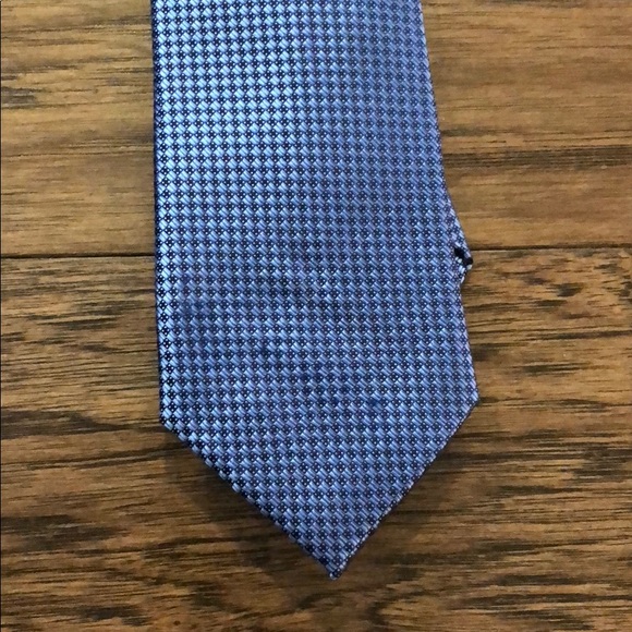 Michael Kors Tie - Picture 2 of 5